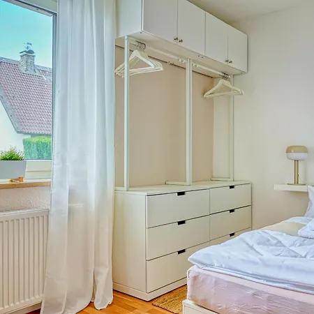 Modern&gepflegt, Süd-terrasse, Parkplatz, Nähe Dus Apartment Kaarst