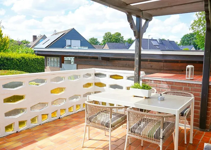 Lejlighed Modern & Gepflegt, Sued-terrasse, Parkplatz, Naehe Dus