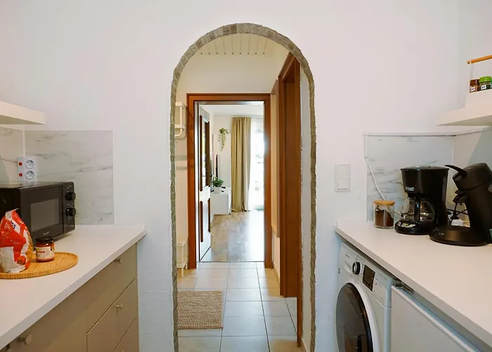 Modern & Gepflegt, Sued-terrasse, Parkplatz, Naehe Dus Kaarst